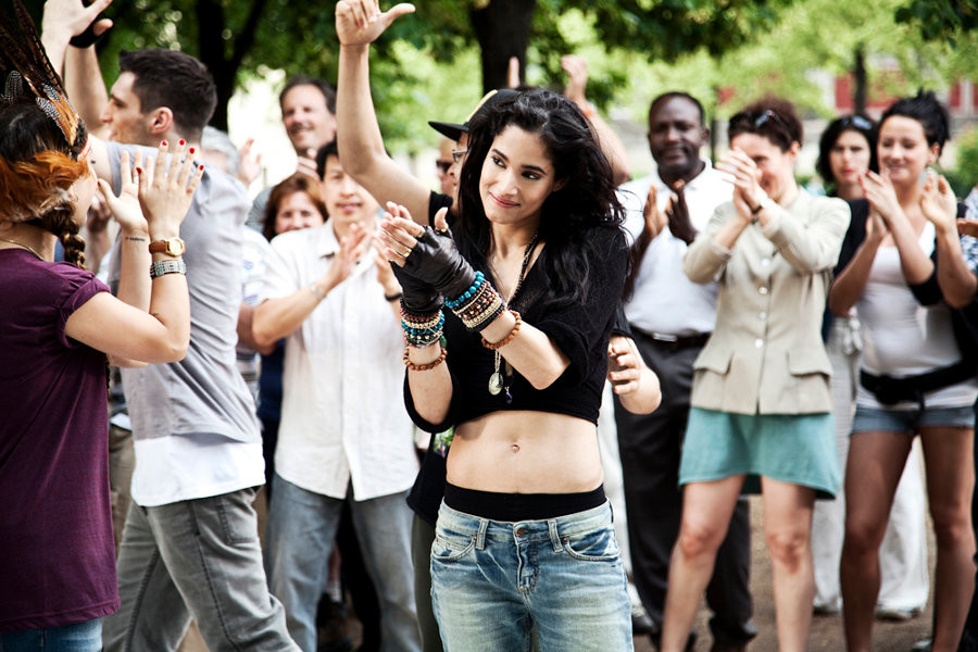 Sofia Boutella w filmie "Street Dance 2" (2012)