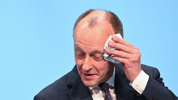 kanclerz niemiec ma powody do niepokoju. "najgorszy wynik od ii wojny"