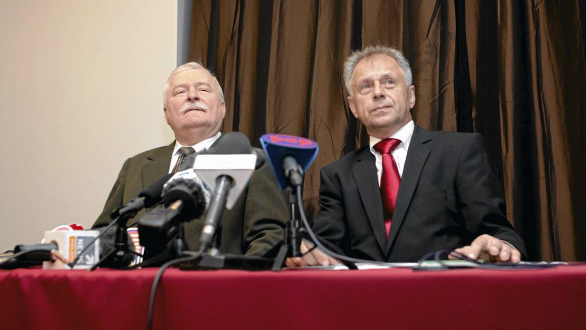 Byli działacze opozycji antykomunistycznej, współpracujący dawniej z Lechem Wałęsą nie wiedzą, kim jest "człowiek-sprawca", który, według Wałęsy, może ujawnić prawdę o jego przeszłości. Przyznają, że o pewnych kontaktach Wałęsy z SB wiadomo od dłuższego czasu.
