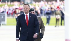 "Karol Nawrocki już łamie obietnice". Szef gabinetu unika odpowiedzi
