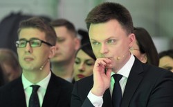 Hołownia: Kurski utrzymał kontrolę nad TVP. Prezydent został okiwany