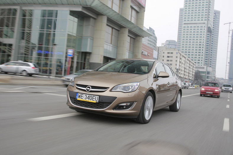 Opel Astra sedan 1,7 CDTI: test rodzinnego sedana