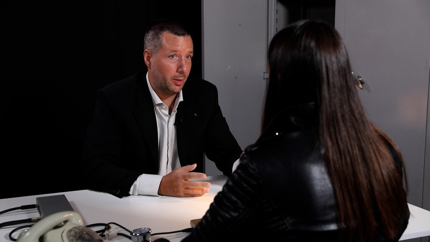 Nikola Novak, detektiv i poligrafista