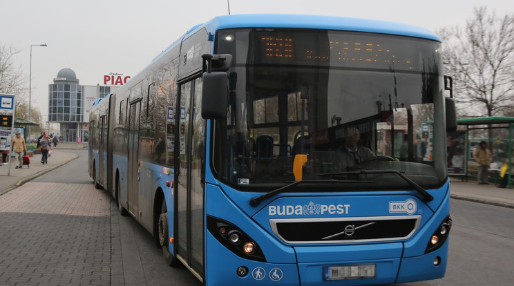 A Volánbusz fokozottan takarítják az autóbusz-állomásokat és a járműveket / Illusztráció: RAS-archív