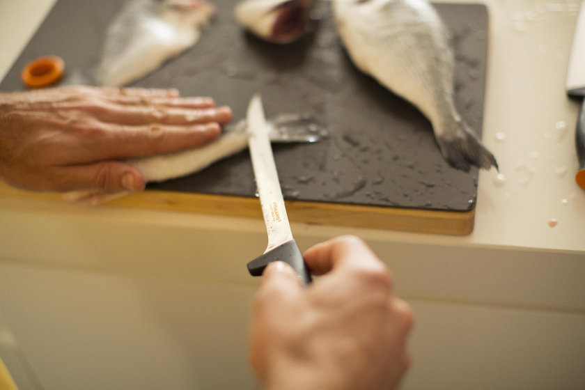 Nóż do filetowania ryb Fiskars