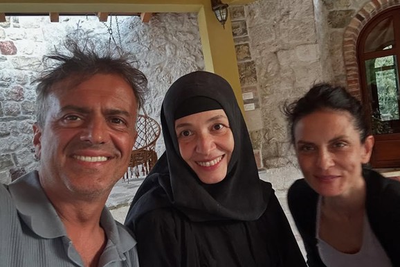 BILA JE JEDNA OD NAJTALENTOVANIJIH GLUMICA, A ONDA SE ZAMONAŠILA Svi je znate iz čuvenog filma: Tada je Bati Živojinoviću udarila šamar