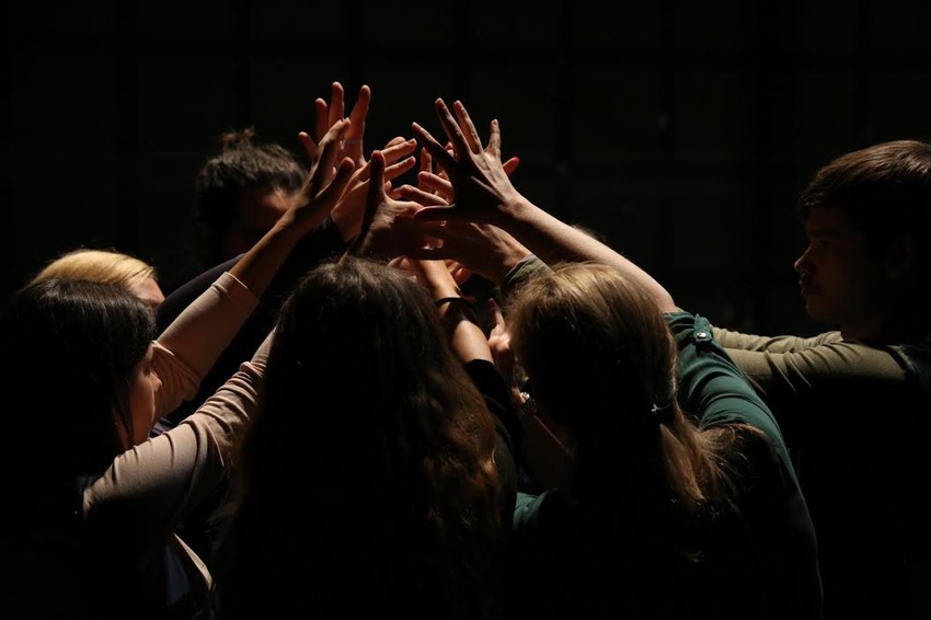 Glumci proživljavaju poslednje veče nastradalih