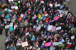 CBOS: Jeszcze nigdy nie było w Polsce tylu zwolenników demokracji