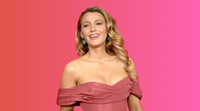 Blake Lively meztelenruhája csak úgy vonzotta a tekinteteket: merész darabban pózolt a színésznő férje, Ryan Reynolds oldalán