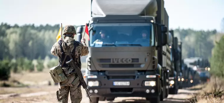 Ruszają ćwiczenia Anakonda 23. W majówkę na drogach będzie dużo wojskowych pojazdów