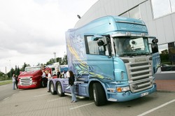 Potwór jedzie przez Polskę