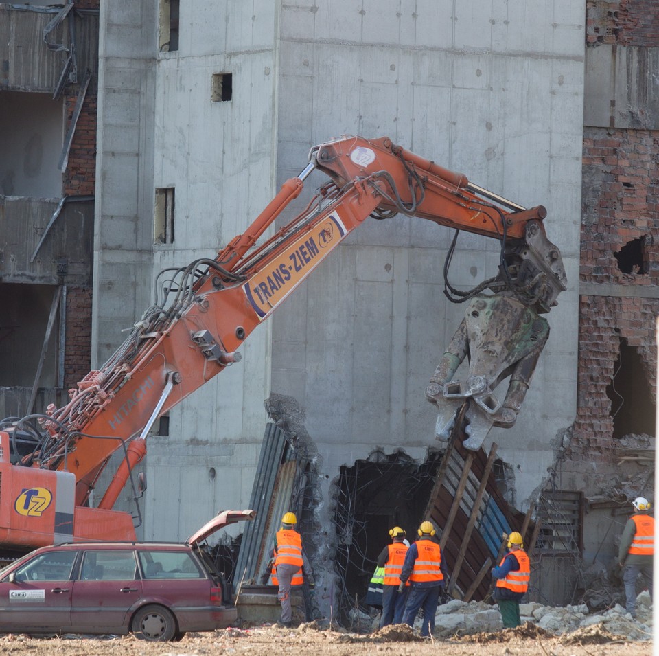 ZABRZE AKADEMICKIE CENTRUM MEDYCZNE WYBURZANIE