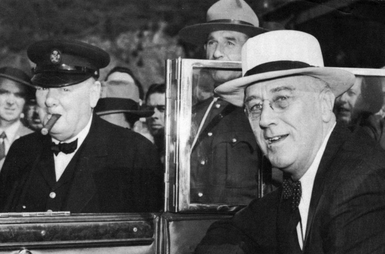 Franklin Delano Roosevelt i Winston Churchill w 1944 r.