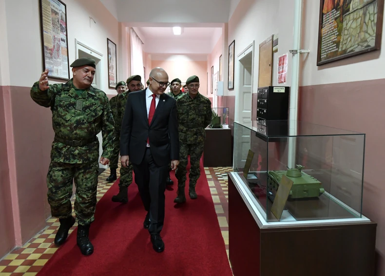 Miloš Vučević u obilasku Komande za obuku