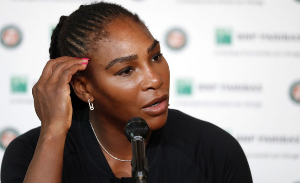 French Open: Serena Williams wycofała się przed meczem 1: 8 finału z Szarapową