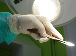 Lekarz usunął zdrową nerkę. Wrocławski sąd: Dwa lata więzienia w zawieszeniu