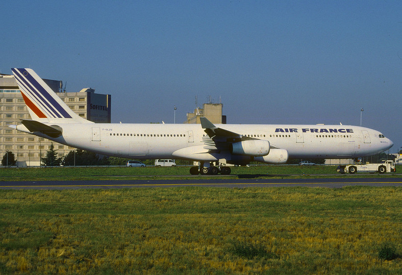 Airbus A340 który uległ wypadkowi (2004 r.)