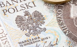 Zabytki na polskich banknotach. Czy je znamy? [QUIZ]