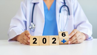 Obowiązek raportowania wagi i wzrostu pacjenta w POZ 2026 – zasady i kary