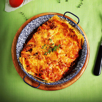 Kolbászos-gombás-paradicsomos lasagne