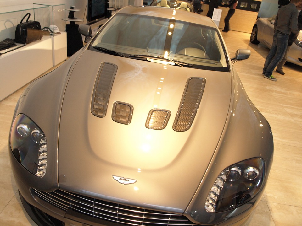 Aston Martin - salon w Polsce