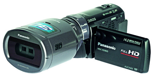 Do obu testowanych modeli Panasonica można dokupić specjalny konwerter 3D. Po jego podłączeniu kamery rejestrują filmy trójwymiarowe