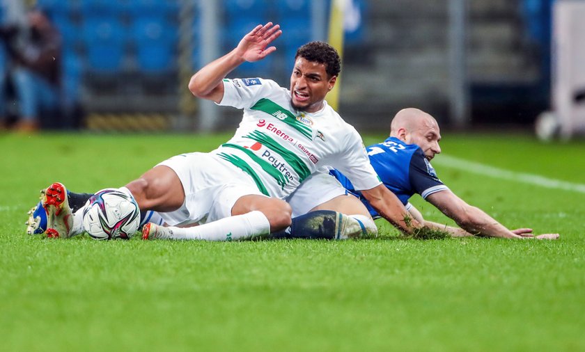 Lech Lechia : Lechia Gdańsk bez argumentów w meczu z Lechem Poznań ... / Sprawdź aktualny skład lech poznań oraz aktualny skład lechia gdańsk wraz z informacjami o statystykach piłkarzy.