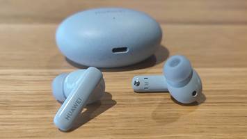 Test słuchawek Huawei FreeBuds 5i. Lepsze, bardziej funkcjonalne, a na start w cenie poprzednika