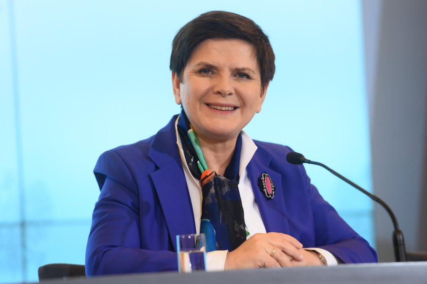 KONFERENCJA PREMIER SZYDLO I MINISTRA ZDROWIA