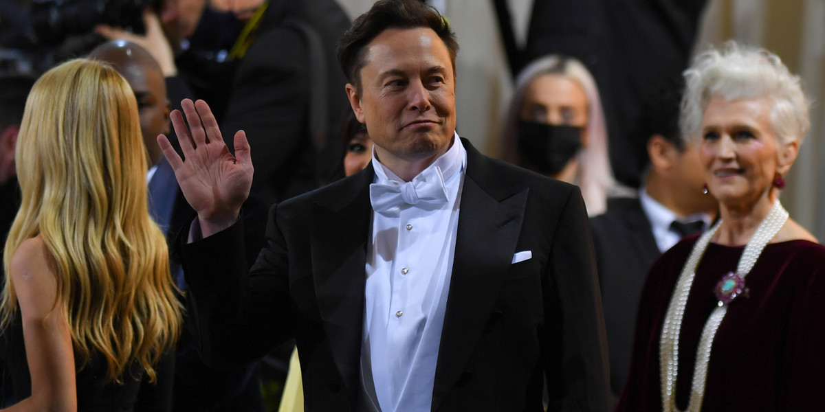 Jeśli nic się nie zmieni, to Elon Musk trwale pożegna się z mianem najbogatszego człowieka na świecie.