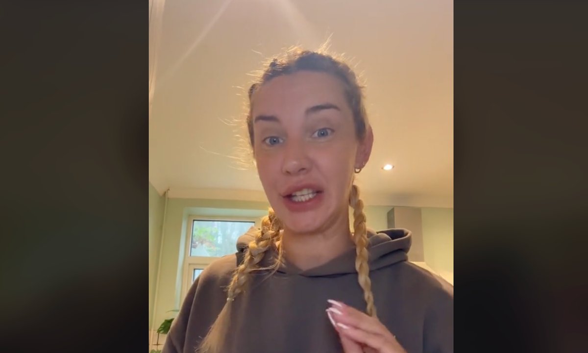 Macocha opowiedziała, jak traktuje pasierbicę. Internauci oburzeni