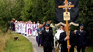 Biskup Wesołowski spoczął na cmentarzu w Czorsztynie