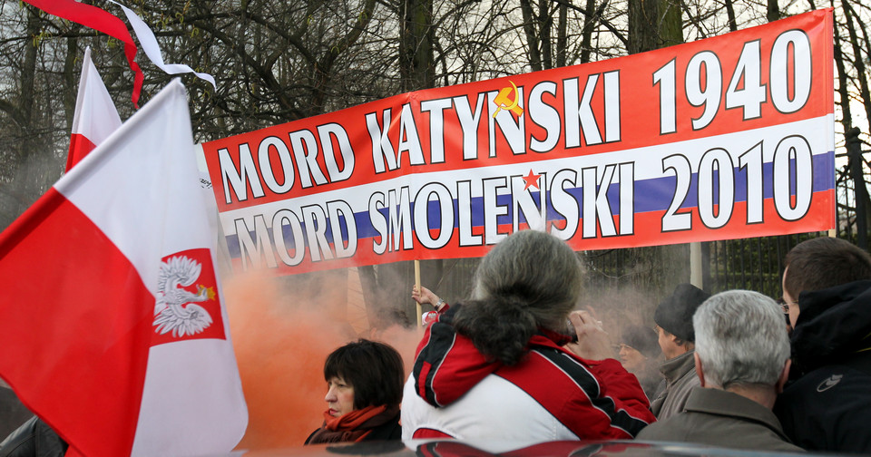 Demonstracja przed ambasadą Rosji, fot. PAP/Radek Pietruszka