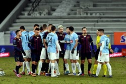 Ekstraklasa: Koniec świetnej passy Pogoni. Bez bramek w Szczecinie