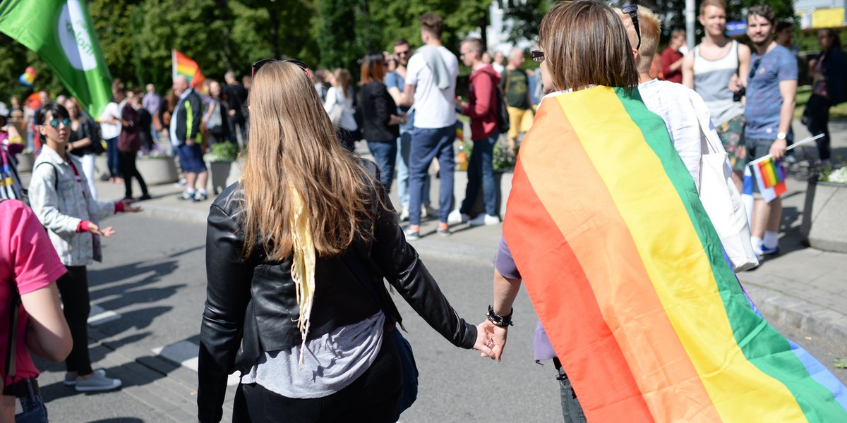 Homoseksualiści w związkach partnerskich zawartych za granicą będą domagać się praw w Polsce?