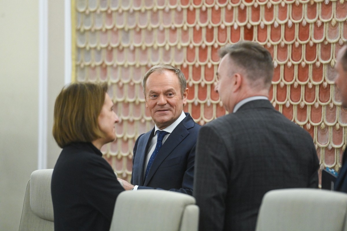 Donald Tusk, Hanna Wróblewska, Dariusz Wieczorek