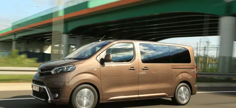 Toyota ProAce Verso Medium - pogromca Volkswagena T6?