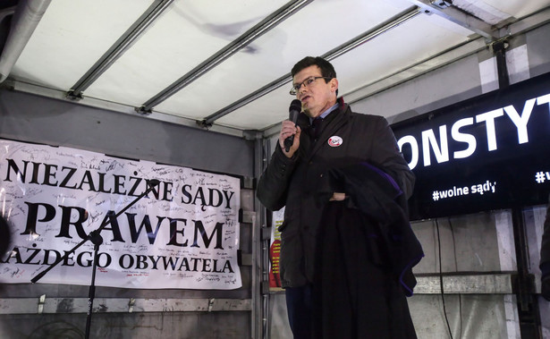 Prezesi stowarzyszeń sądów ostro o planach PiS: Musimy obronić się przed zamachem konstytucyjnym [WIDEO]