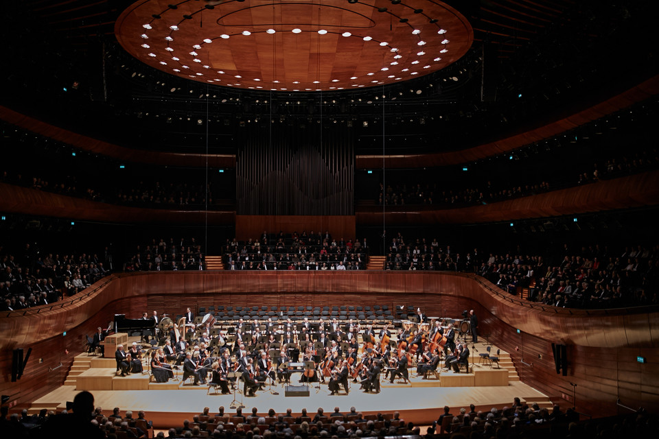 Koncert inauguracyjny w wielkiej sali koncertowej NOSPR (fot. Bartek Barczyk)