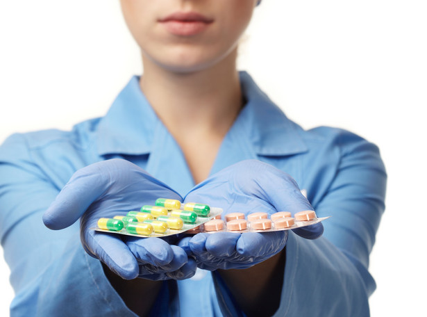 Zmiana ceny leków często oznacza konieczność zmiany kuracji