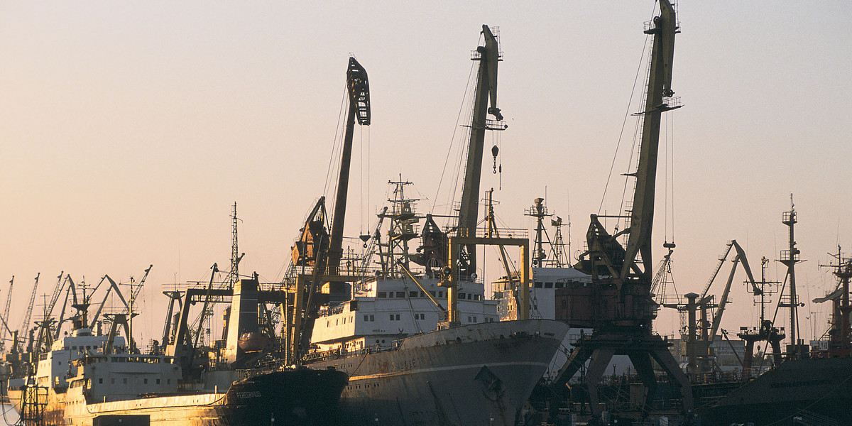 Port w Kłajpedzie ma być jednym z miejsc, które pozwala Rosjanom na omijanie sankcji Zachodu.