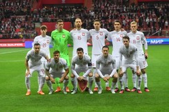 Lewandowski i jego koledzy z kadry dali wsparcie kobiecej piłce nożnej w Polsce [FOTO]