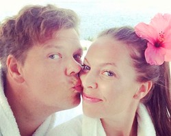 Figurski chwali się związkiem z młodziutką prezenterką [FOTO]