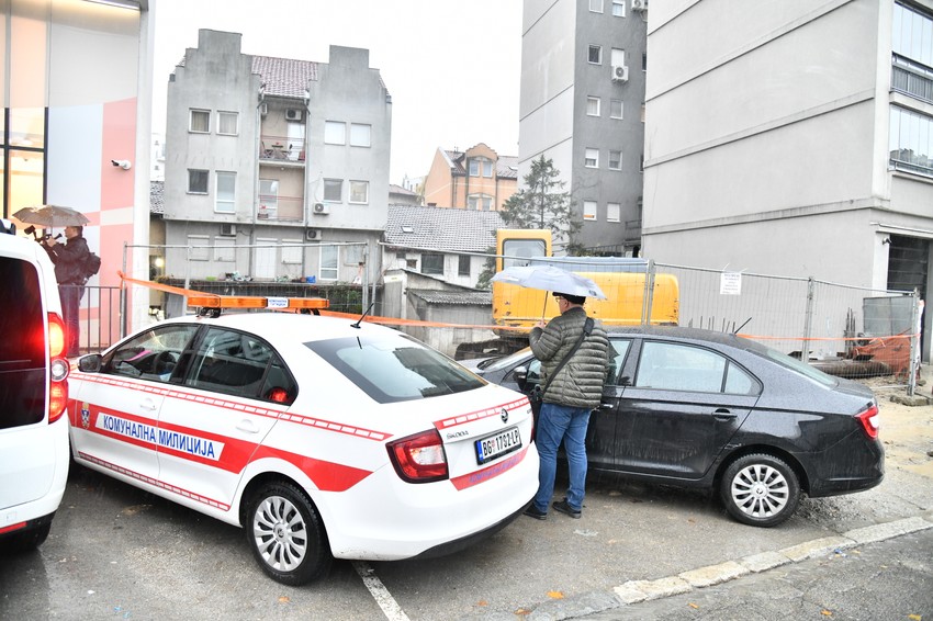 Komunalna milicija na gradilištu u Južnom bulevaru