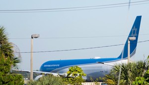 Avion Benjamina Netanjahua (arhiva)