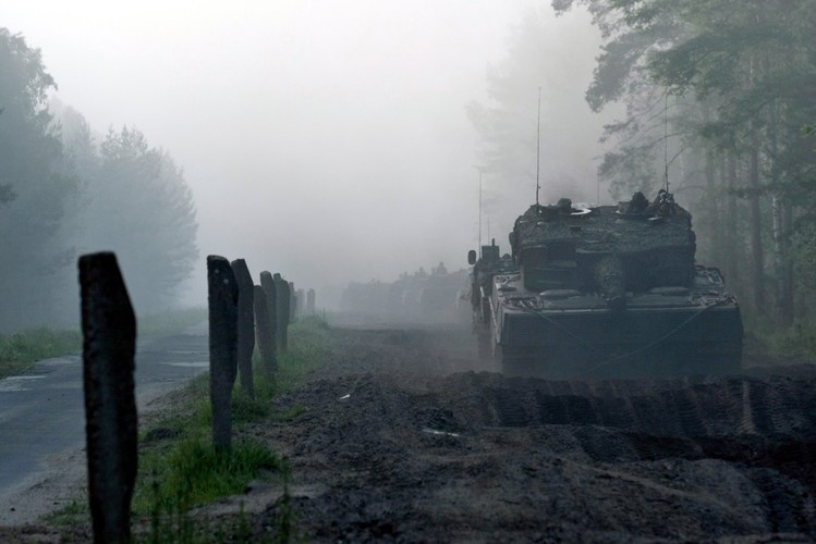 Noble Jump to pierwszy sprawdzian dla tak dużego zgrupowania natowskiej szpicy. <br> <br>fot. (lm/cat) PAP/Lech Muszyński