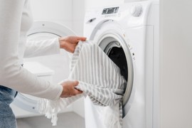 Veš izlazi iz mašine kao ISPEGLAN: Dovoljno je da stavite samo 1 stvar u bubanj tokom pranja i gledajte kako se DOGAĐA ČUDO