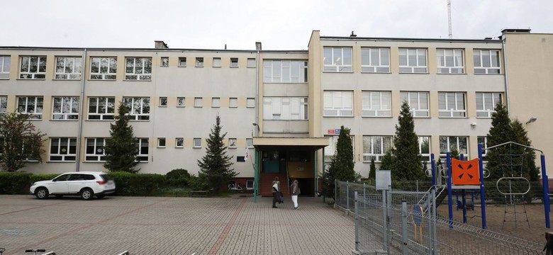 Marsz przeciw przemocy w Wawrze. To reakcja uczniów na zasztyletowanie ich kolegi