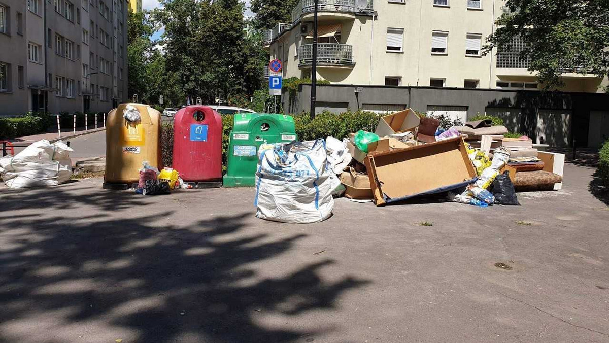 Warszawa: problem ze śmieciami przy ul. Ostrobramskiej