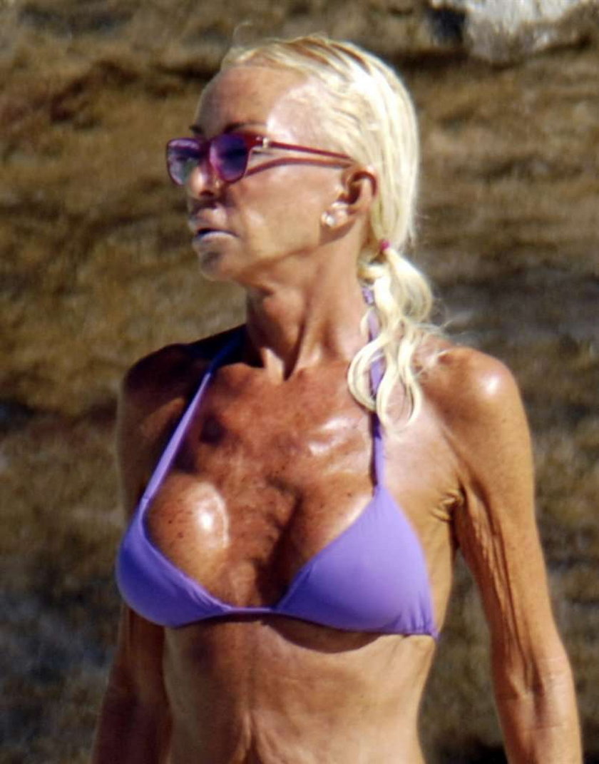 как выглядит грудь у женщин в 40 лет фото 26